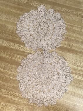 Set Of 2 Hand Crocheted Round Off White Scalloped Doilies 7.5” Diameter
